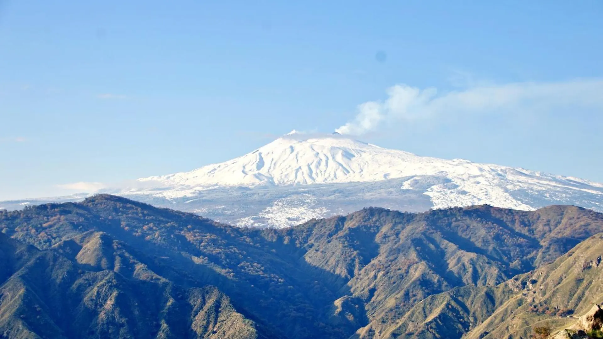 Vista Alcantara - Wellness Mountain-Top Retreat Motta Camastra Italy