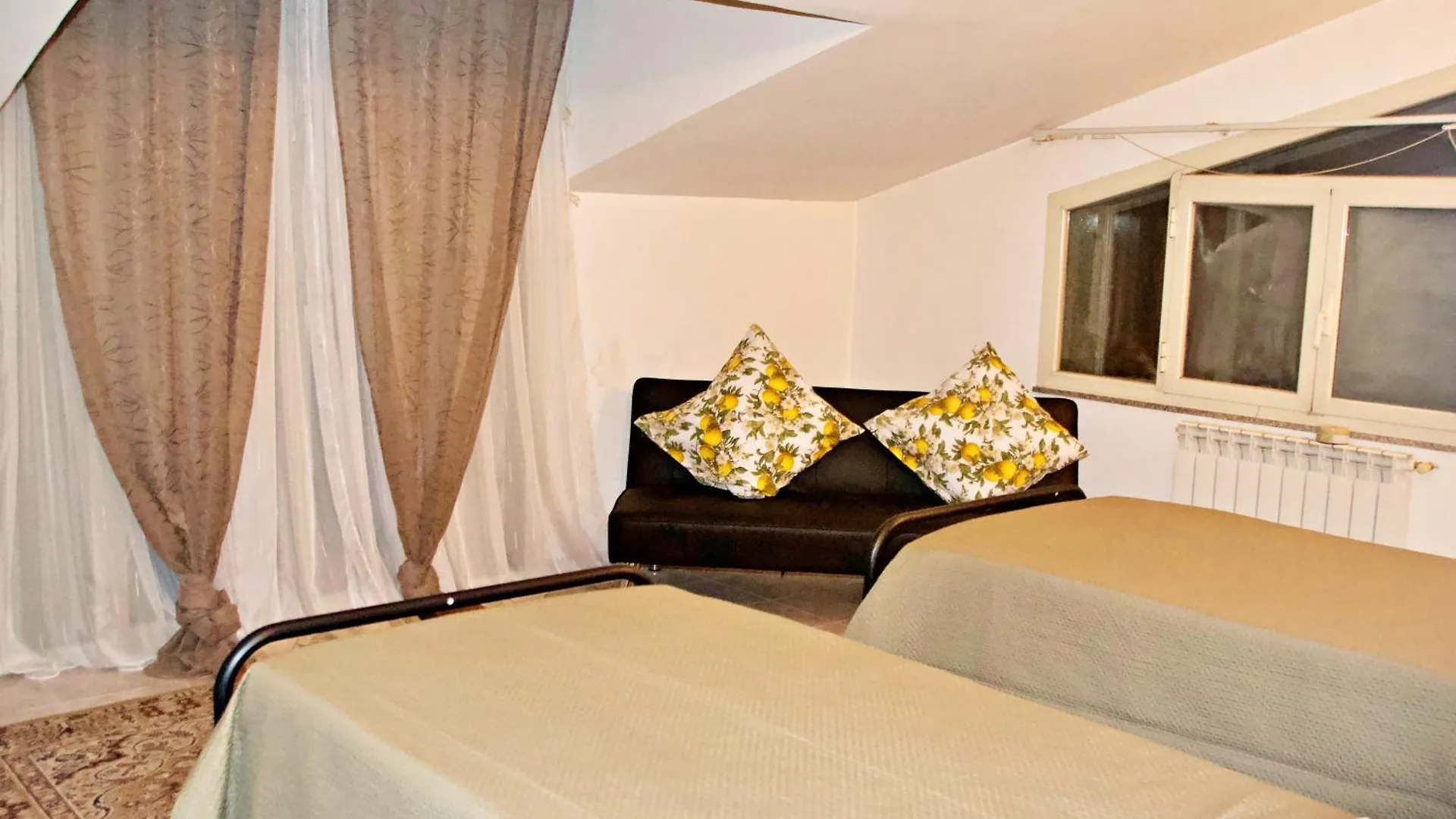 Vista Alcantara - Wellness Mountain-Top Retreat Motta Camastra Italy